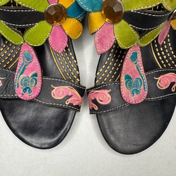 L'ATISTE Women's Multicolor Floral Sandals - Picture 5 of 9